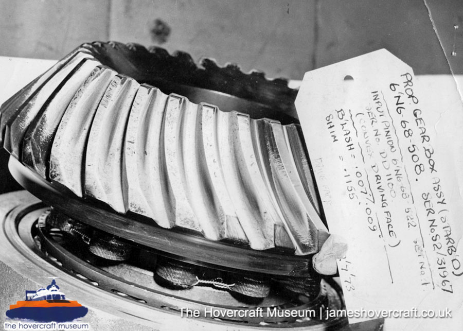 SRN6 close-up details - Driveshaft and gear (credit: The Hovercraft Museum Trust).